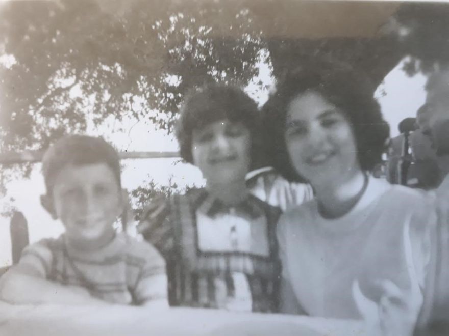 Kuzenim Aşer,  ben ve ablam Venezya  - 1960