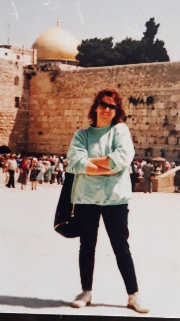 1990