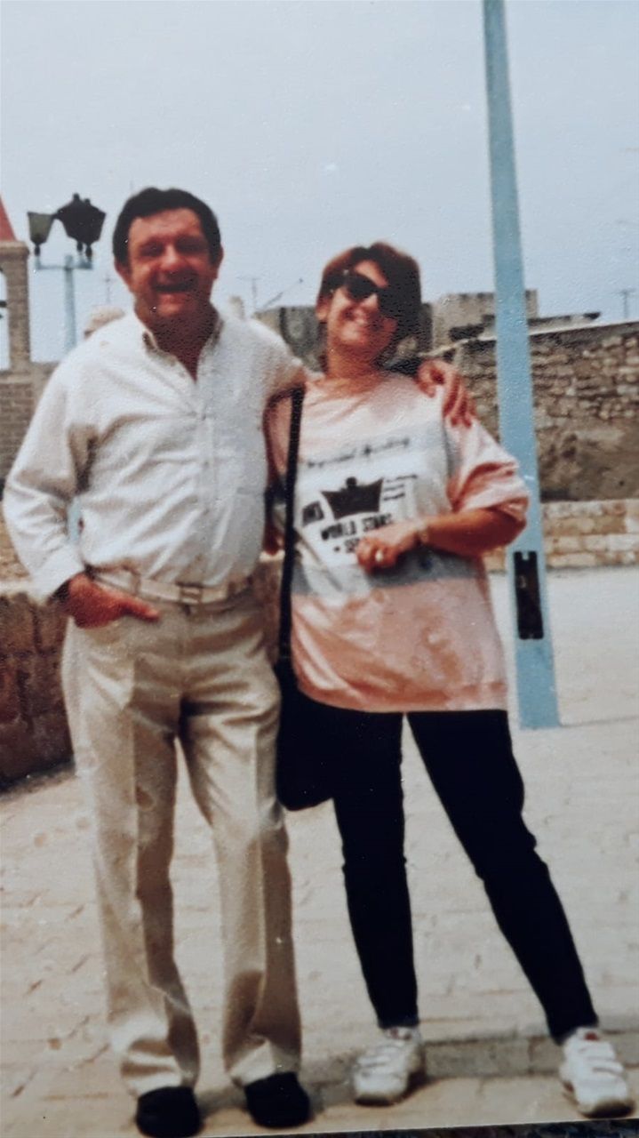 Kuzenim İtshak ile - Ako